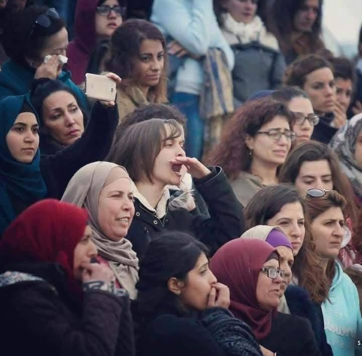 زن1.jpeg